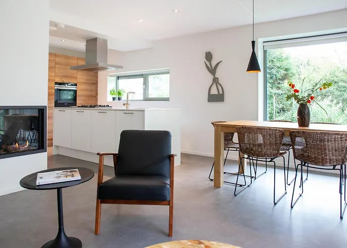 Aan Noordzee Veranda Villa *