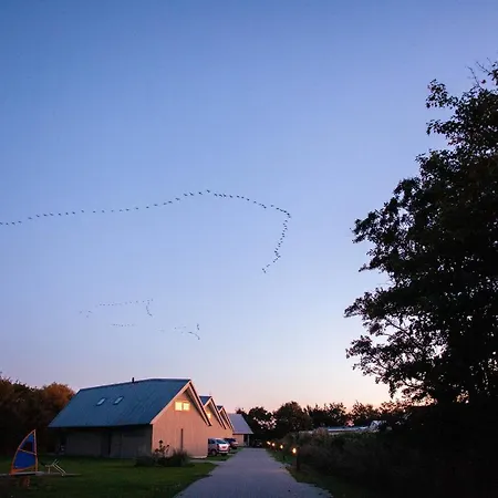 Aan Noordzee Veranda Sint Maartensvlotbrug